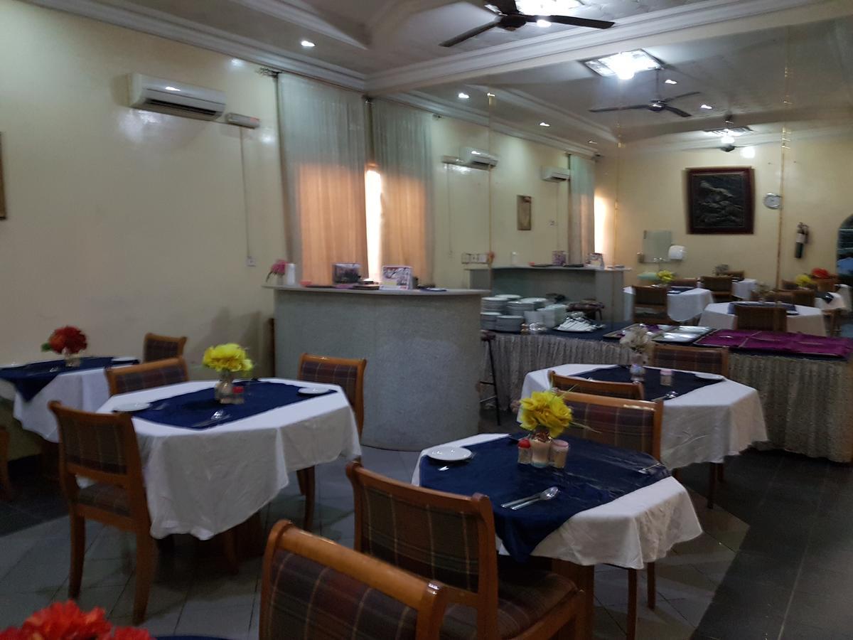 Citilodge Hotel & Conference Centre Newly Renovated Αμπούζα Εξωτερικό φωτογραφία