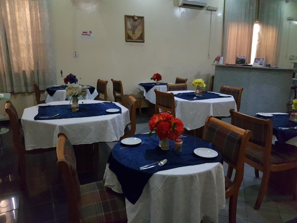 Citilodge Hotel & Conference Centre Newly Renovated Αμπούζα Εξωτερικό φωτογραφία