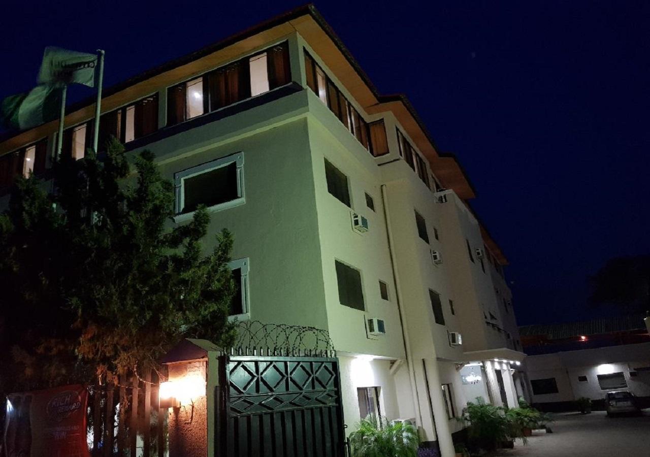 Citilodge Hotel & Conference Centre Newly Renovated Αμπούζα Εξωτερικό φωτογραφία
