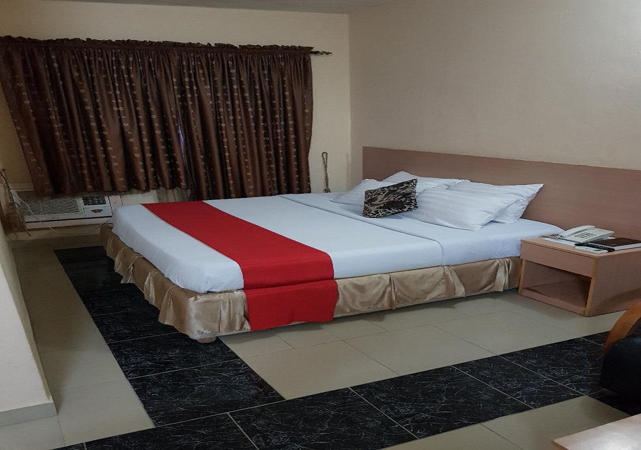 Citilodge Hotel & Conference Centre Newly Renovated Αμπούζα Εξωτερικό φωτογραφία
